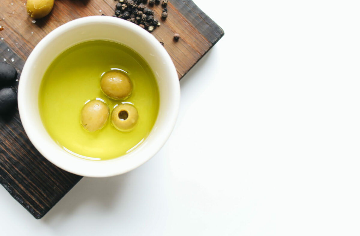 ¿Qué diferencia hay entre un aceite de oliva virgen extra y otro convencional?